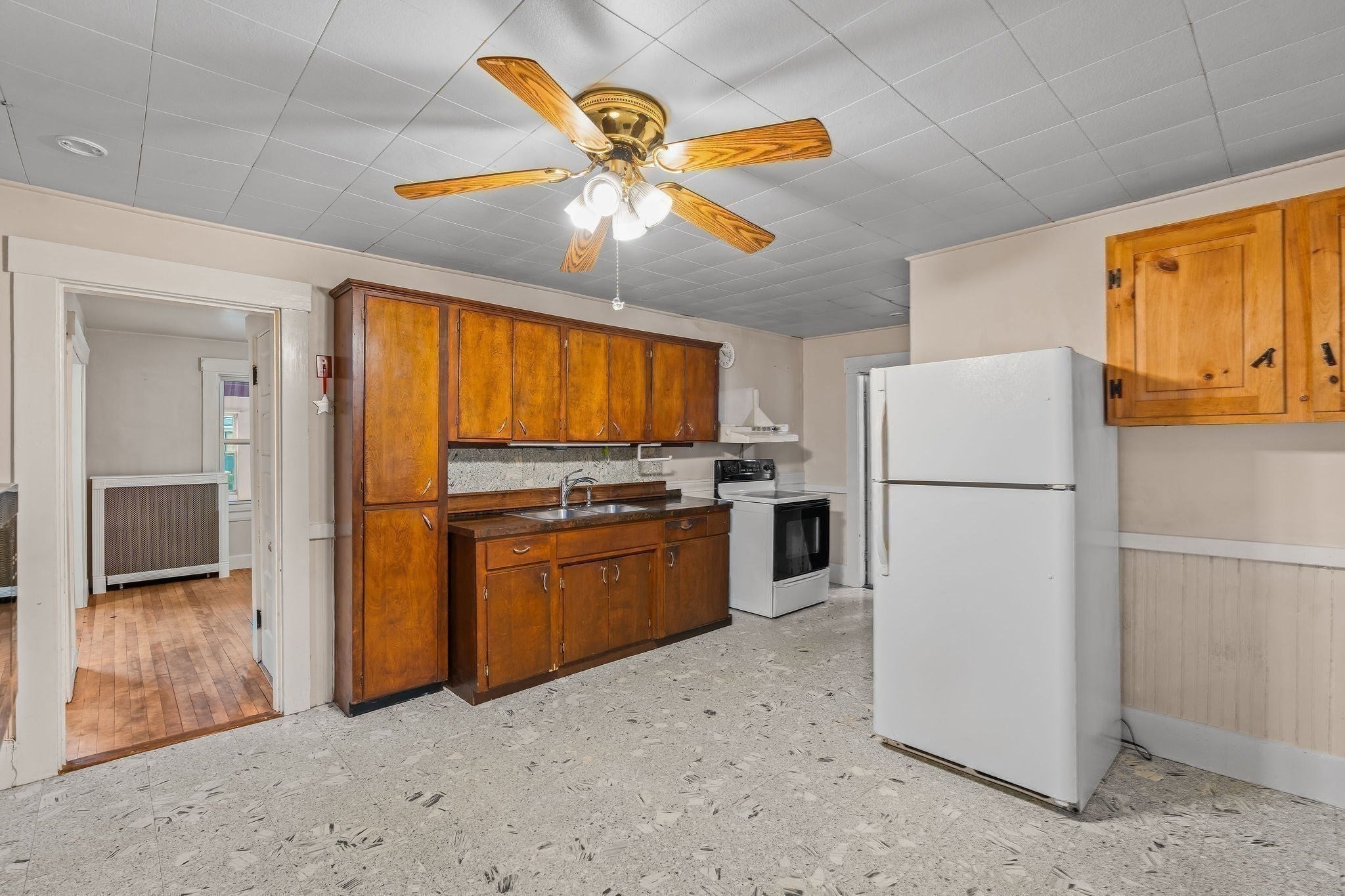 179 Glenallen St, Winchendon, MA Photo #12