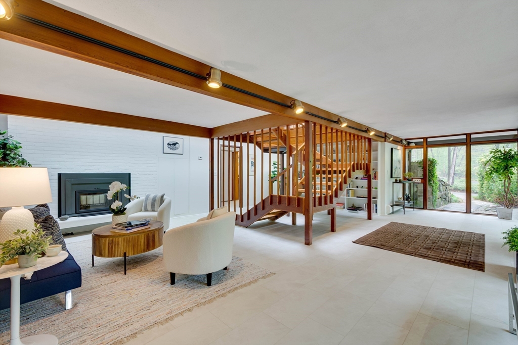 9 Silver Birch Lane