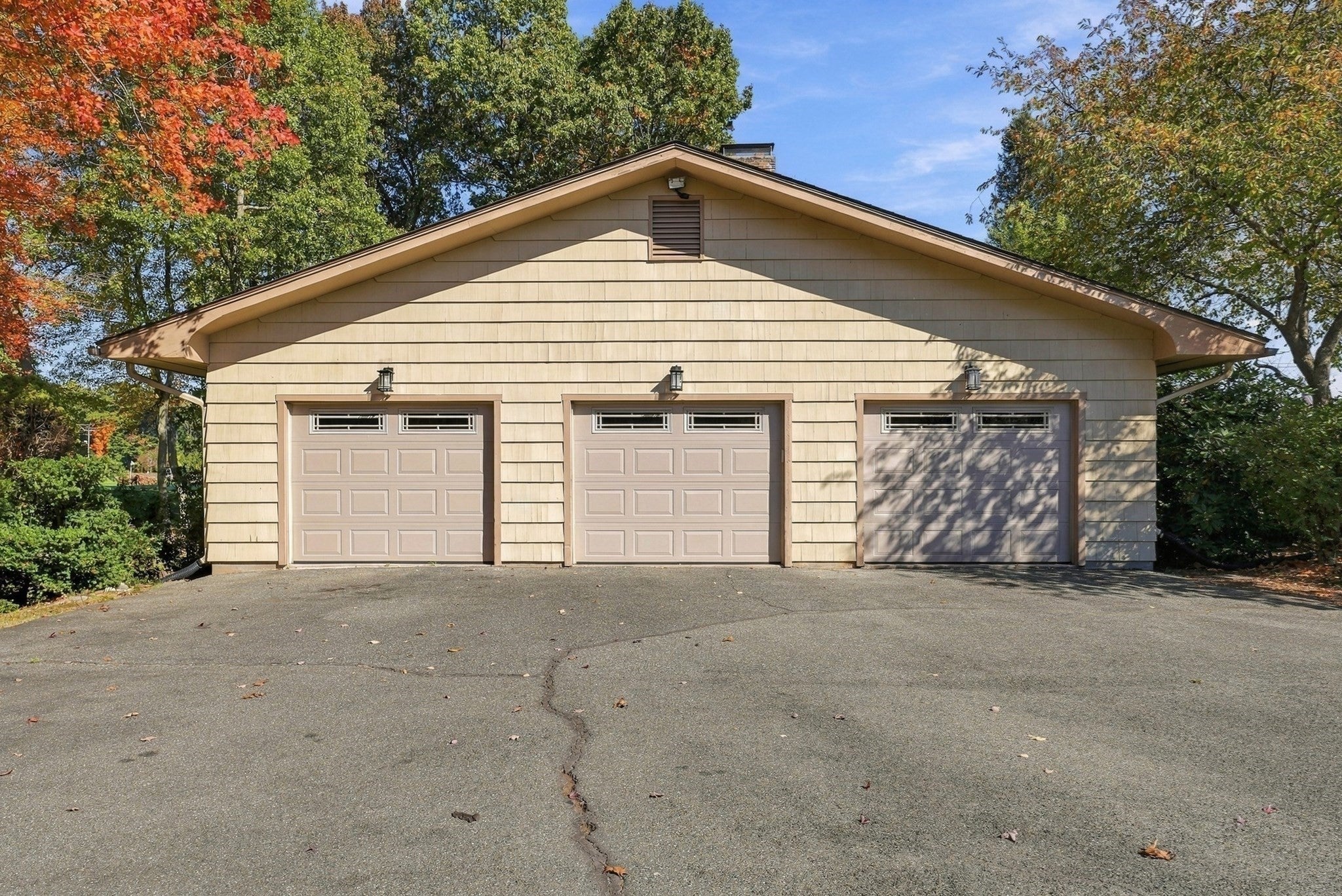 692 Wolf Swamp Rd, Longmeadow, MA, 692 Wolf Swamp Rd, Longmeadow, MA Photo #41