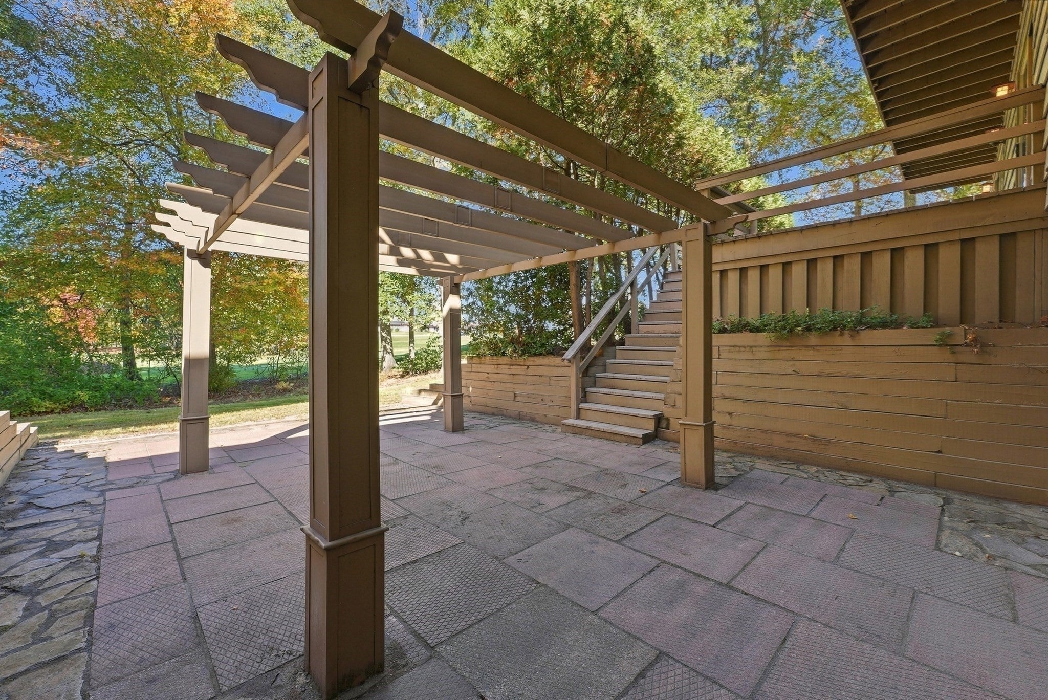 692 Wolf Swamp Rd, Longmeadow, MA, 692 Wolf Swamp Rd, Longmeadow, MA Photo #37