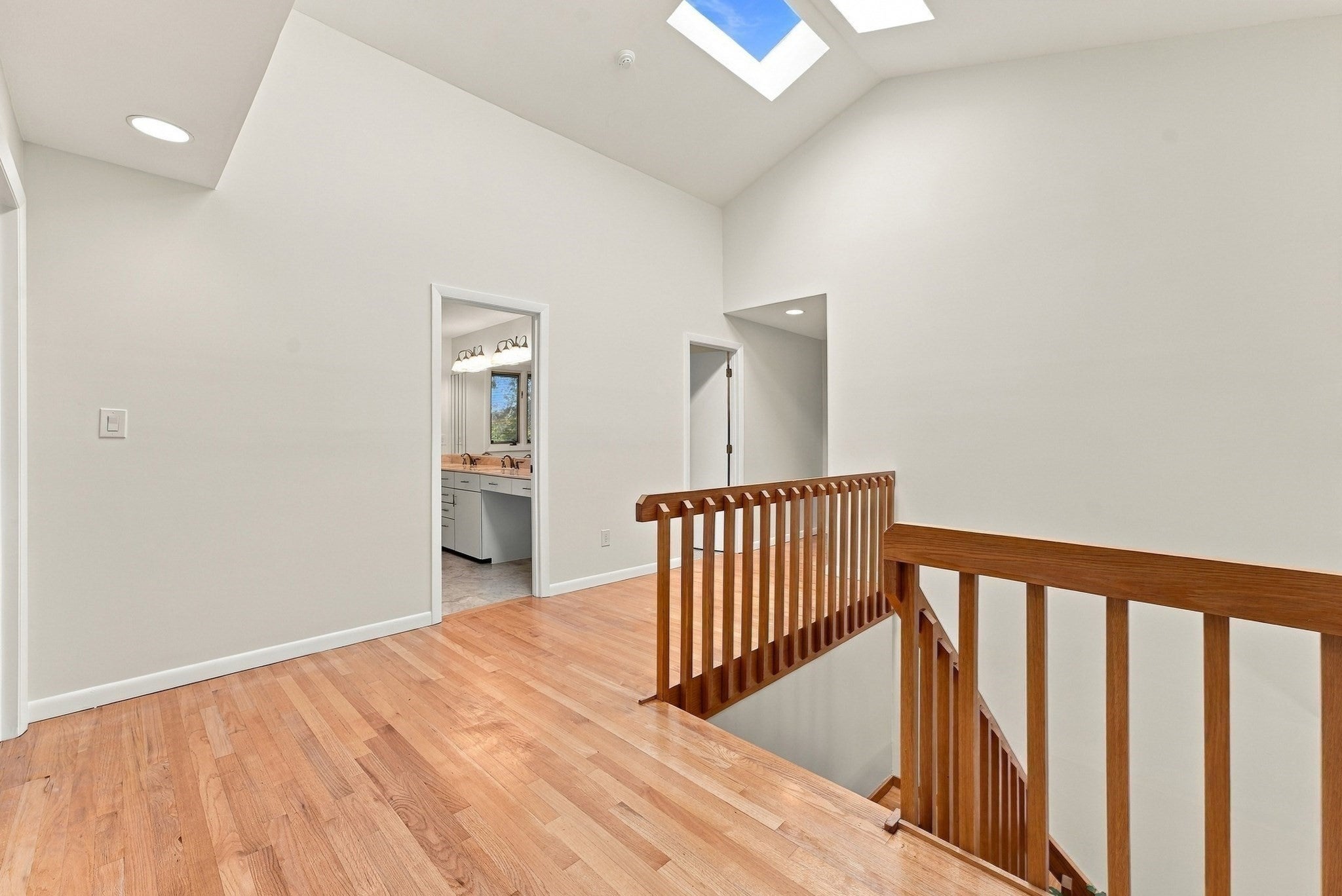692 Wolf Swamp Rd, Longmeadow, MA, 692 Wolf Swamp Rd, Longmeadow, MA Photo #21