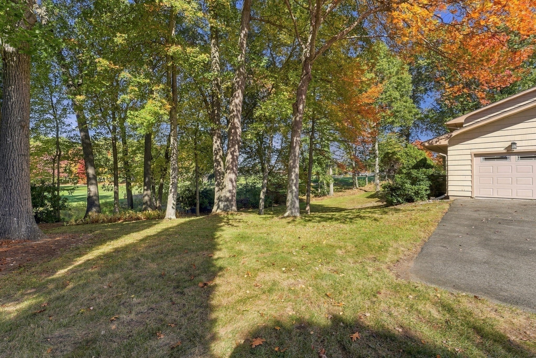 692 Wolf Swamp Rd, Longmeadow, MA, 692 Wolf Swamp Rd, Longmeadow, MA Photo #40