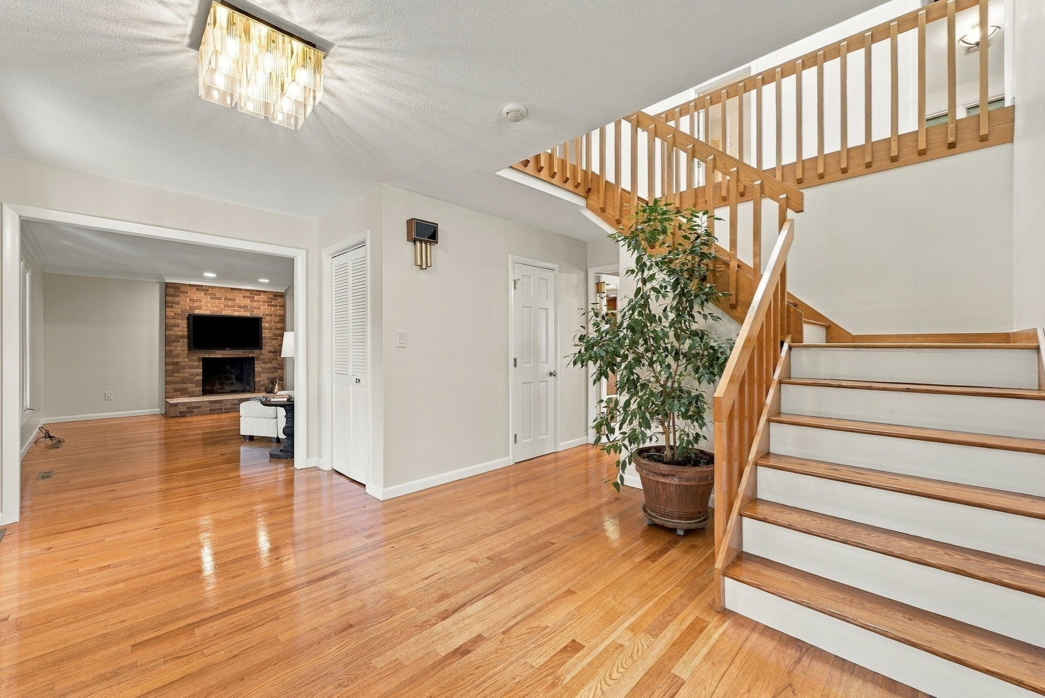 692 Wolf Swamp Rd, Longmeadow, MA, 692 Wolf Swamp Rd, Longmeadow, MA Photo #17