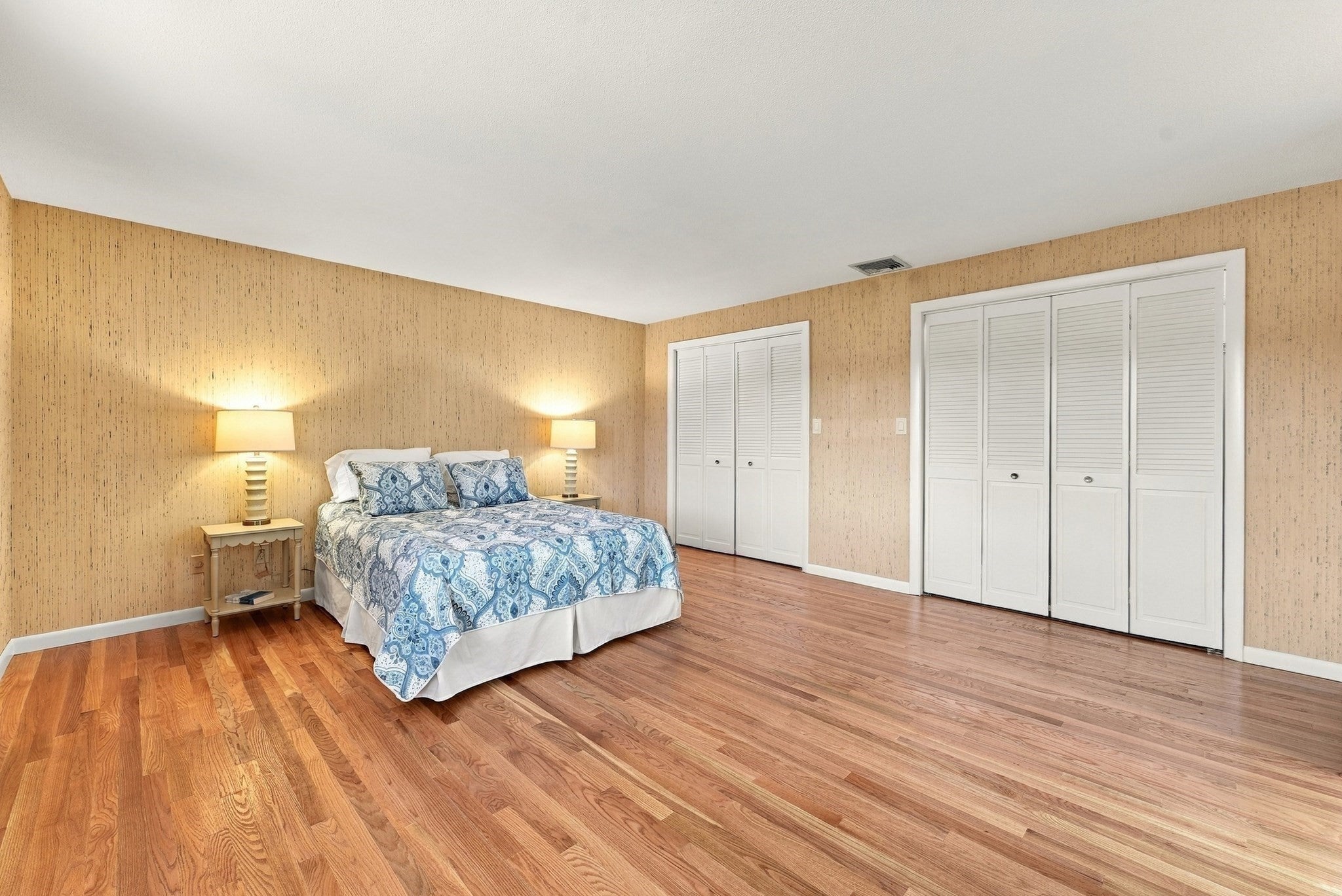692 Wolf Swamp Rd, Longmeadow, MA, 692 Wolf Swamp Rd, Longmeadow, MA Photo #27