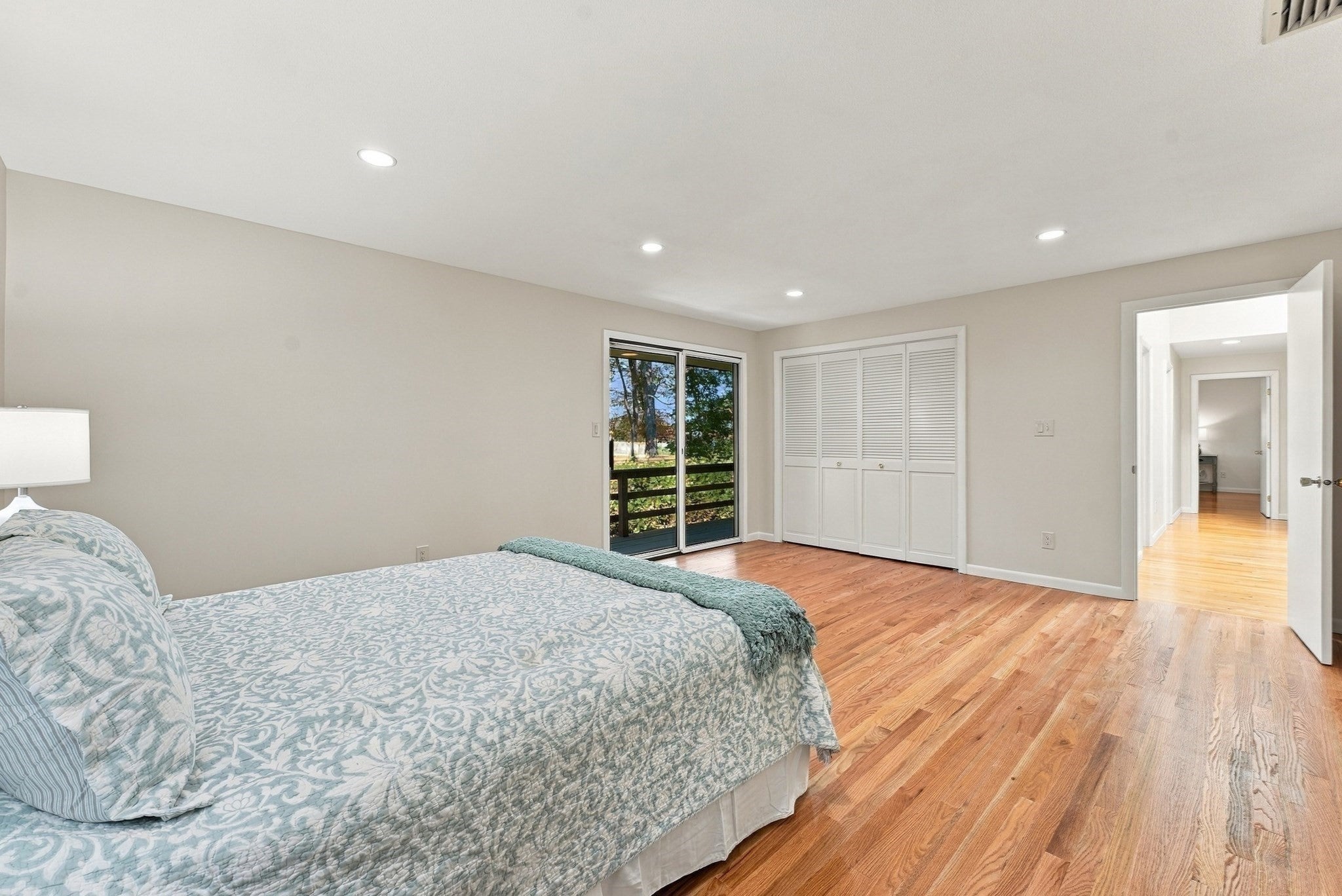 692 Wolf Swamp Rd, Longmeadow, MA, 692 Wolf Swamp Rd, Longmeadow, MA Photo #30