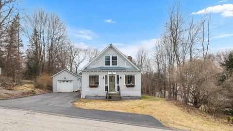 34 Preston Ave Auburn MA 01501