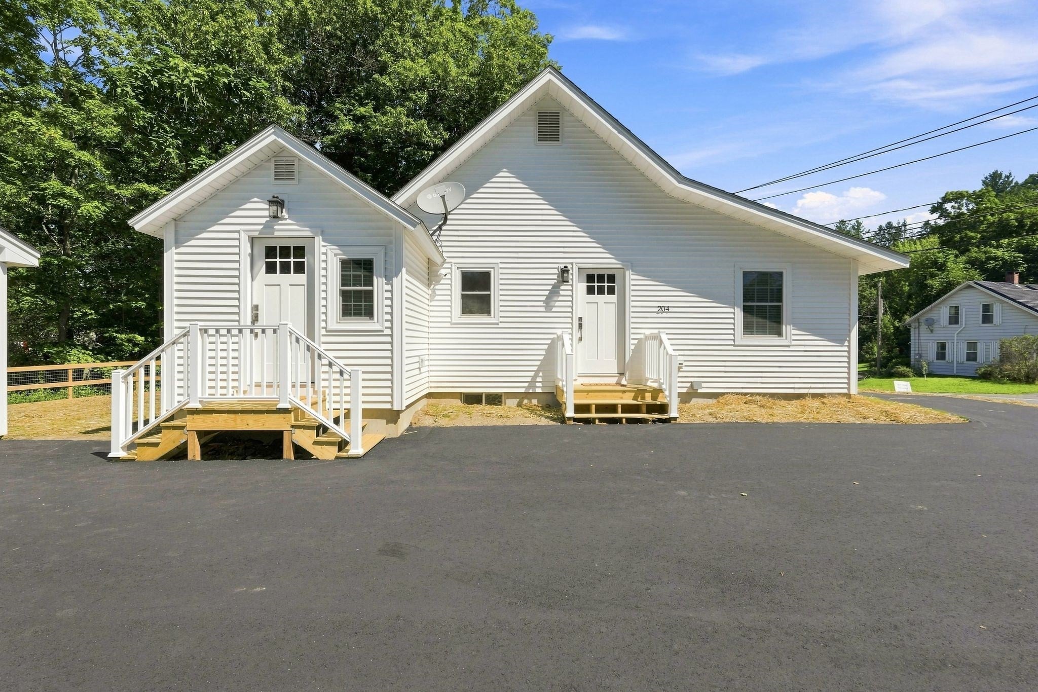 204 River Dr, Hadley, MA, 204 River Dr, Hadley, MA Photo #2