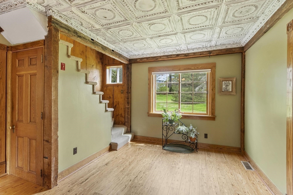 2 Knox Ave, Groveland, MA Photo #25