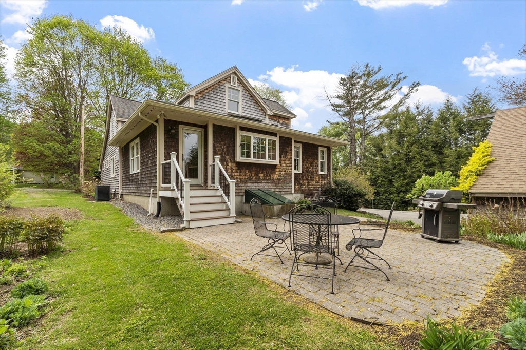 2 Knox Ave