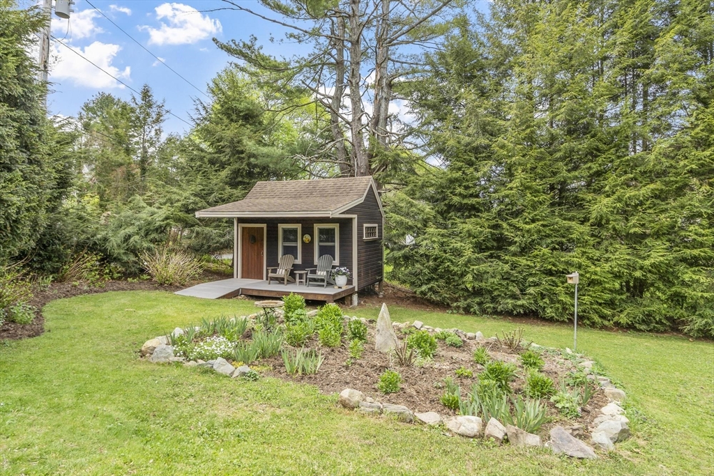 2 Knox Ave, Groveland, MA Photo #42
