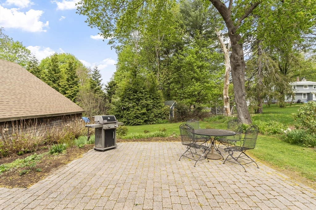 2 Knox Ave, Groveland, MA Photo #40