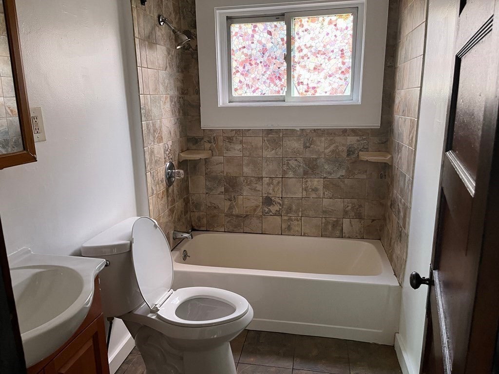 108-110 Conway St, Greenfield, MA Photo #5