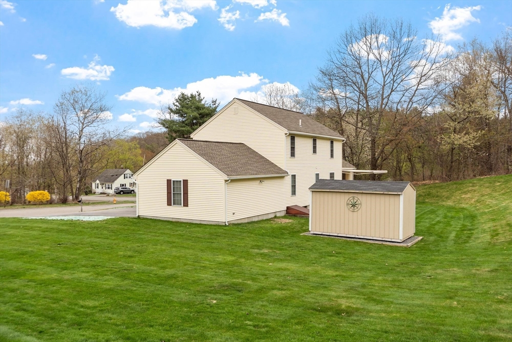 8 Biscuit Hill Dr