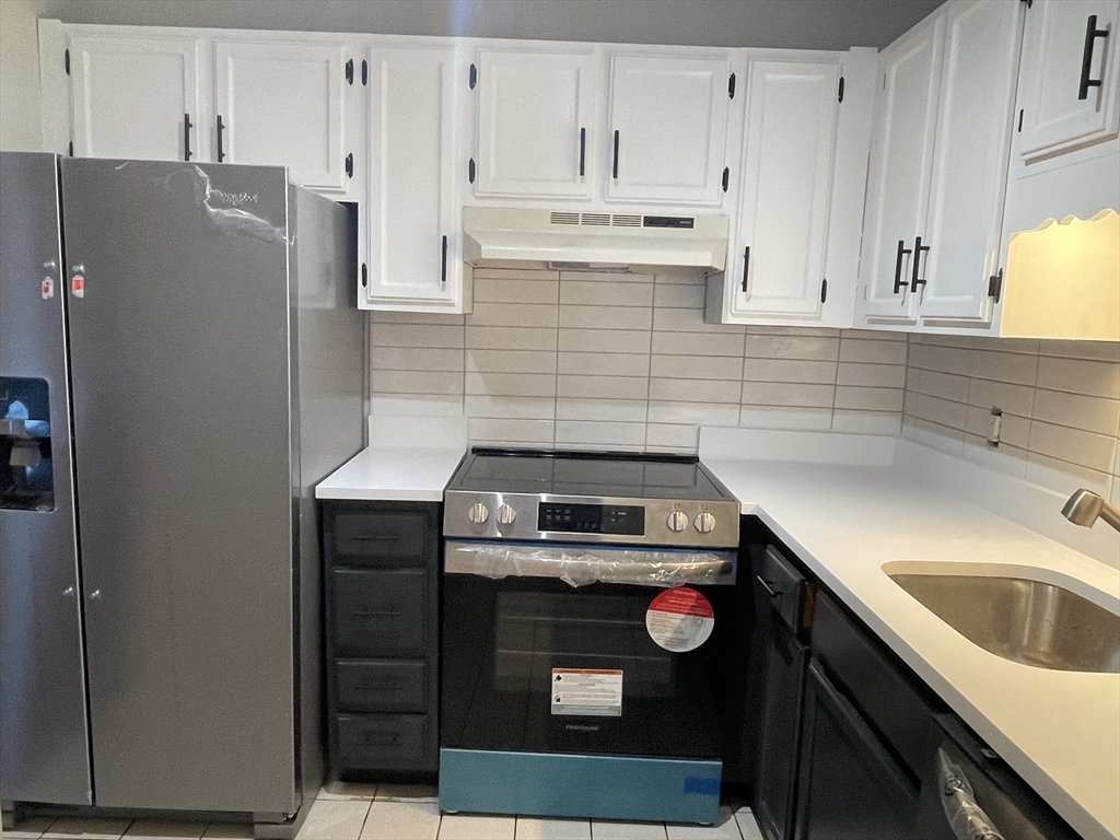 41 West St C2