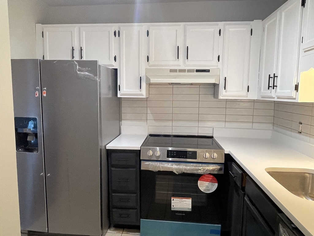 41 West St C2