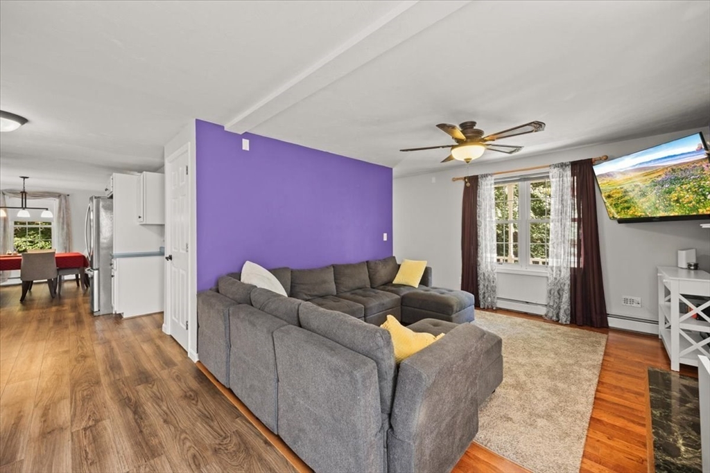 27 N Grove St