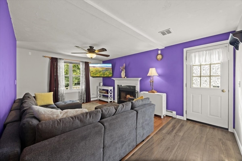 27 N Grove St