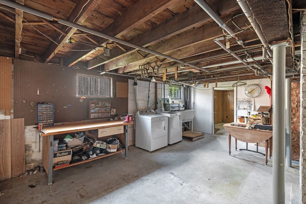 58 Sohier Rd, Beverly, MA Photo #28