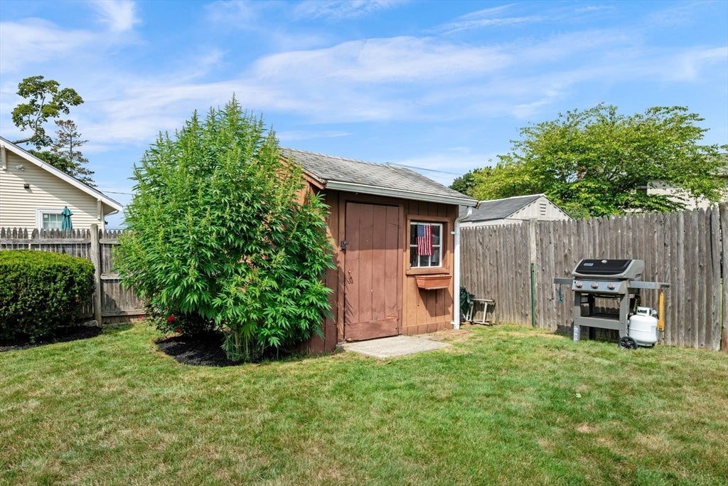 58 Sohier Rd, Beverly, MA Photo #40