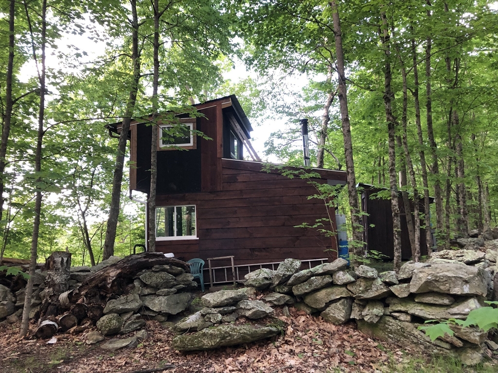 231 Chamberlain Hill Rd