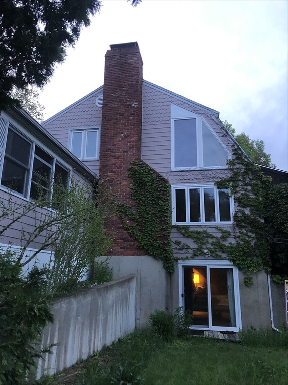 231 Chamberlain Hill Rd
