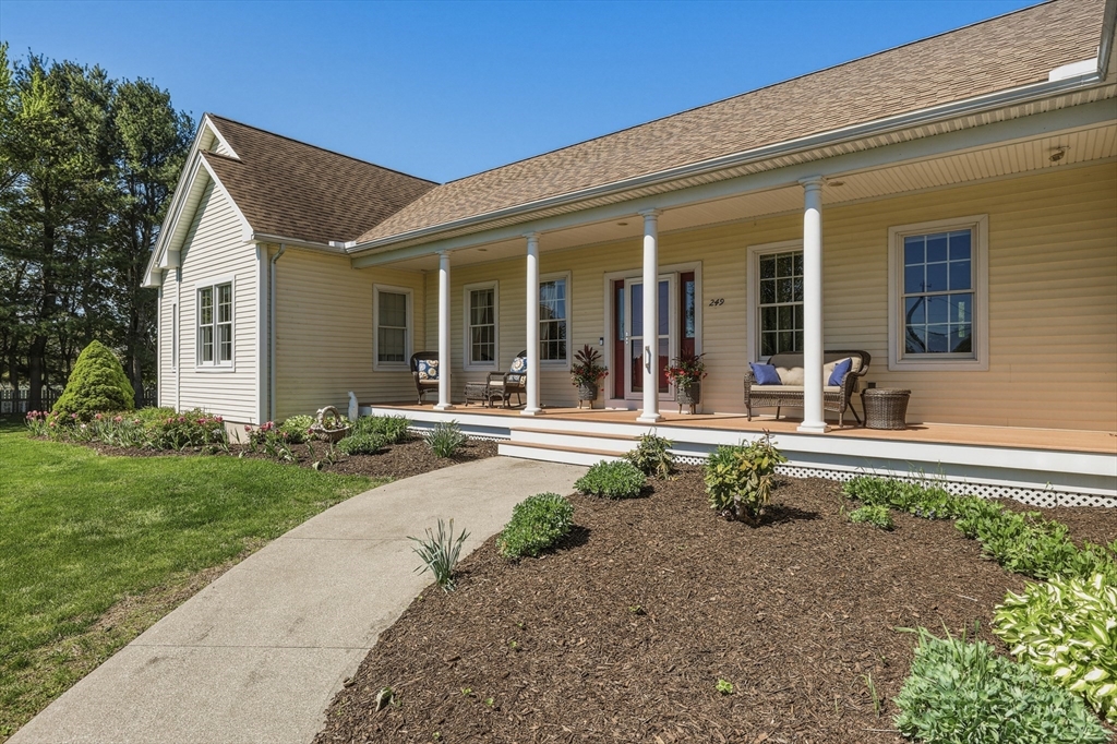 249 River Rd