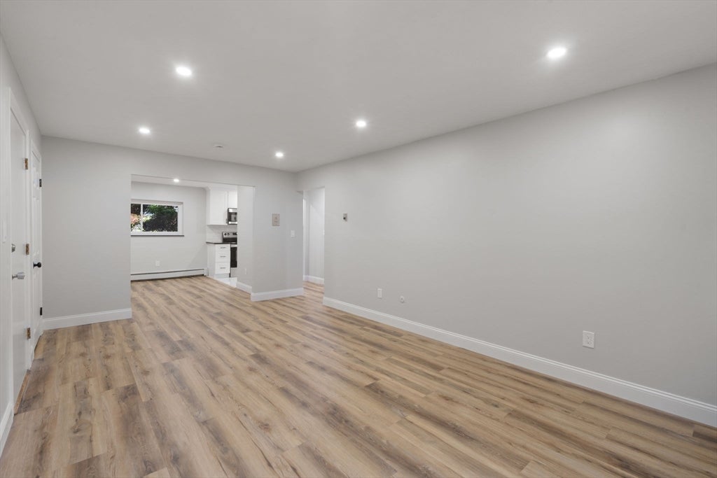 89 Walnut St #2, Newton, MA, 89 Walnut St #2, Newton, MA Photo #4