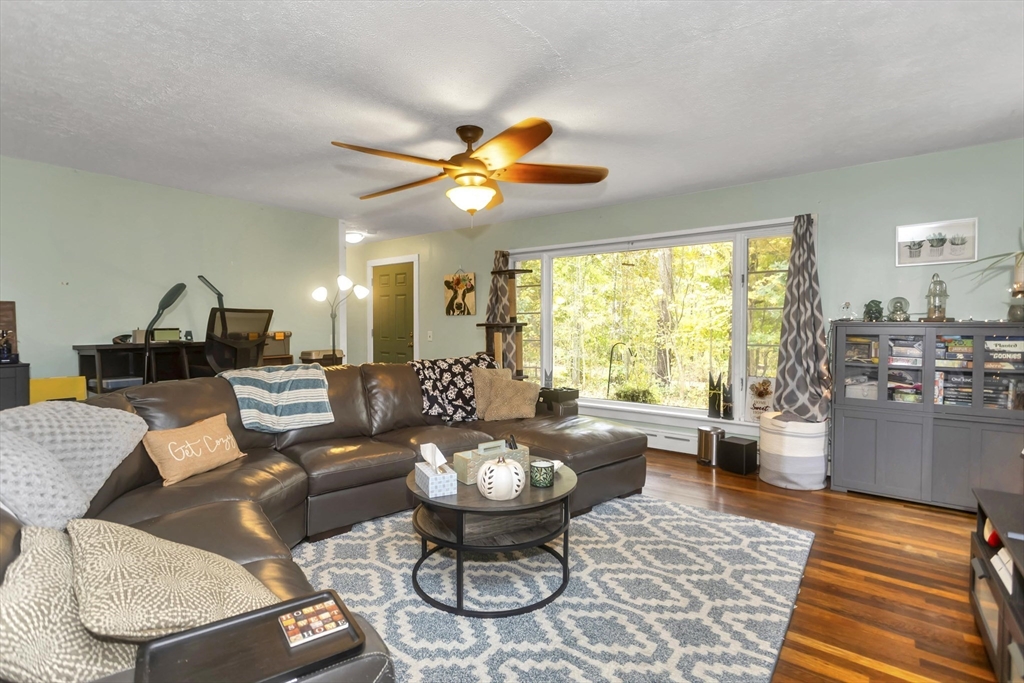 245 Ware Rd
