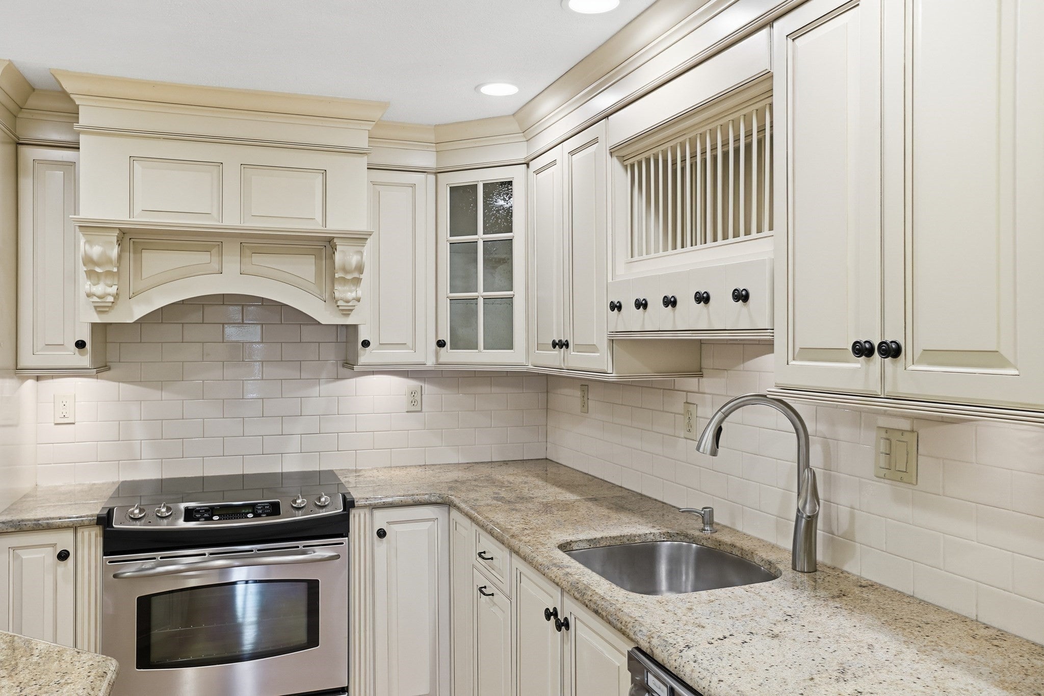 35 Casey Circle #35, Waltham, MA Photo #6