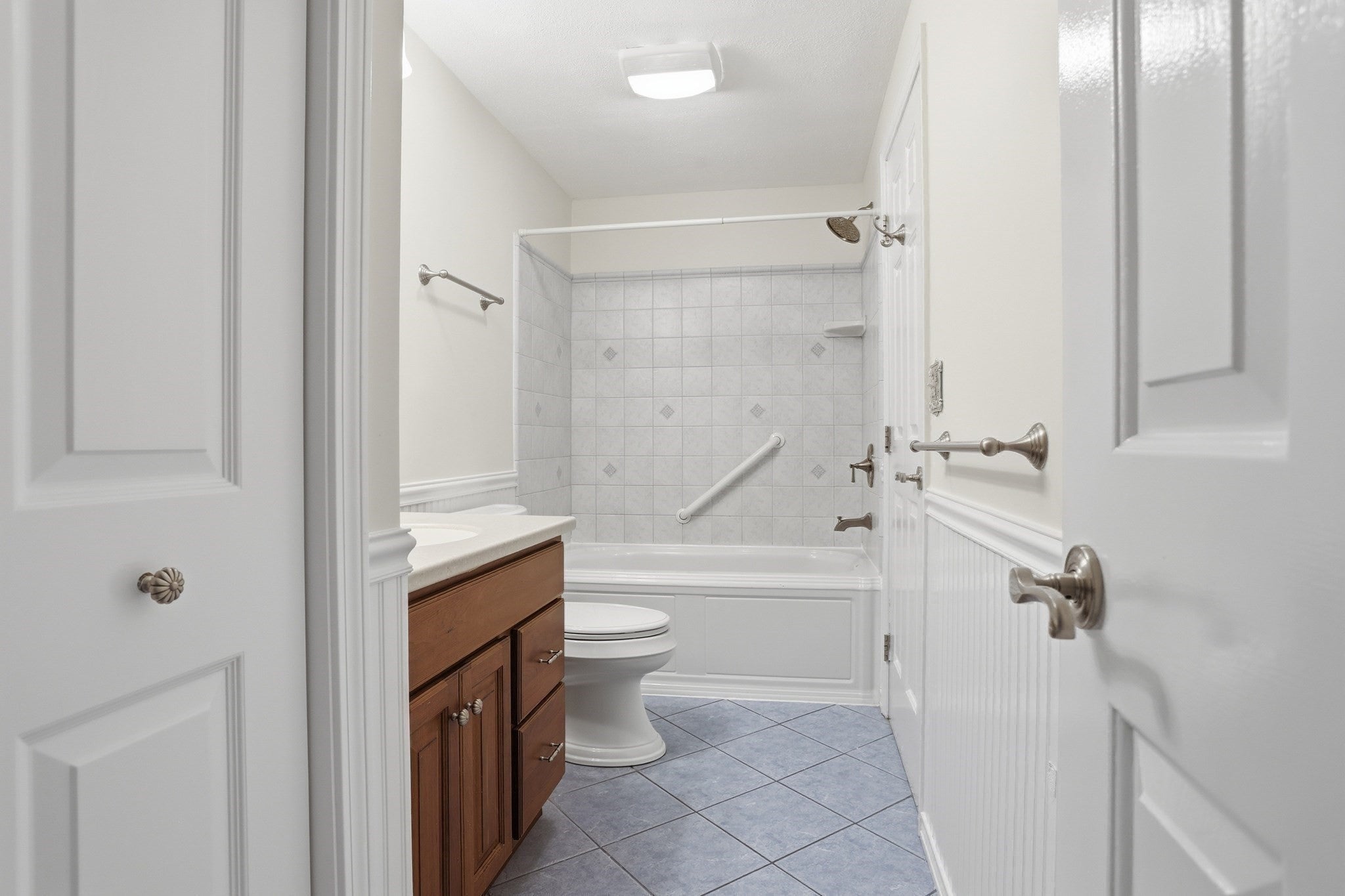 35 Casey Circle #35, Waltham, MA Photo #21