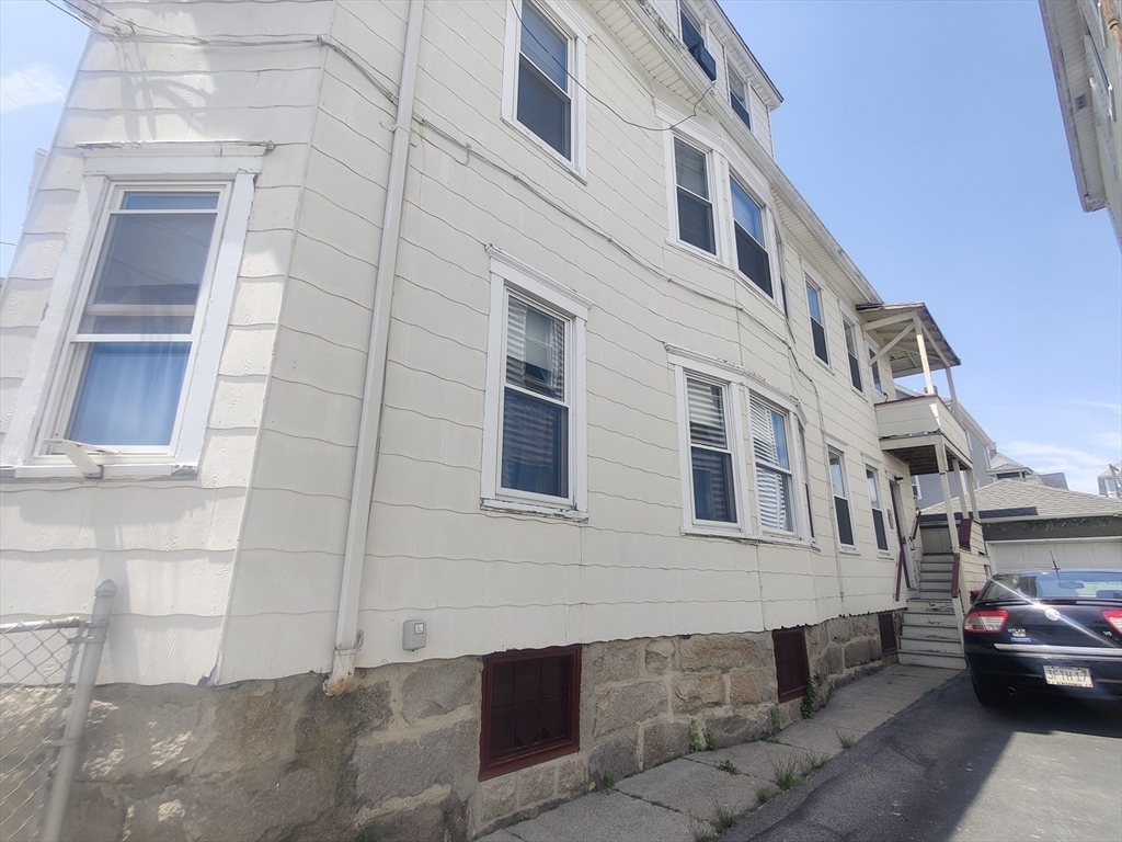 187 Earle St