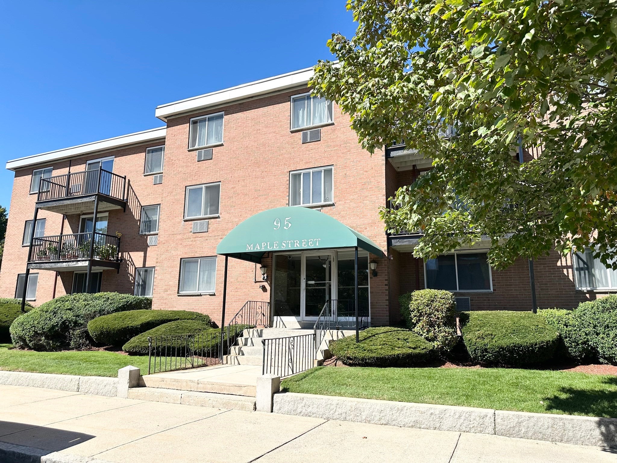 95 Maple St #7, Malden, MA, 95 Maple St #7, Malden, MA Photo #2