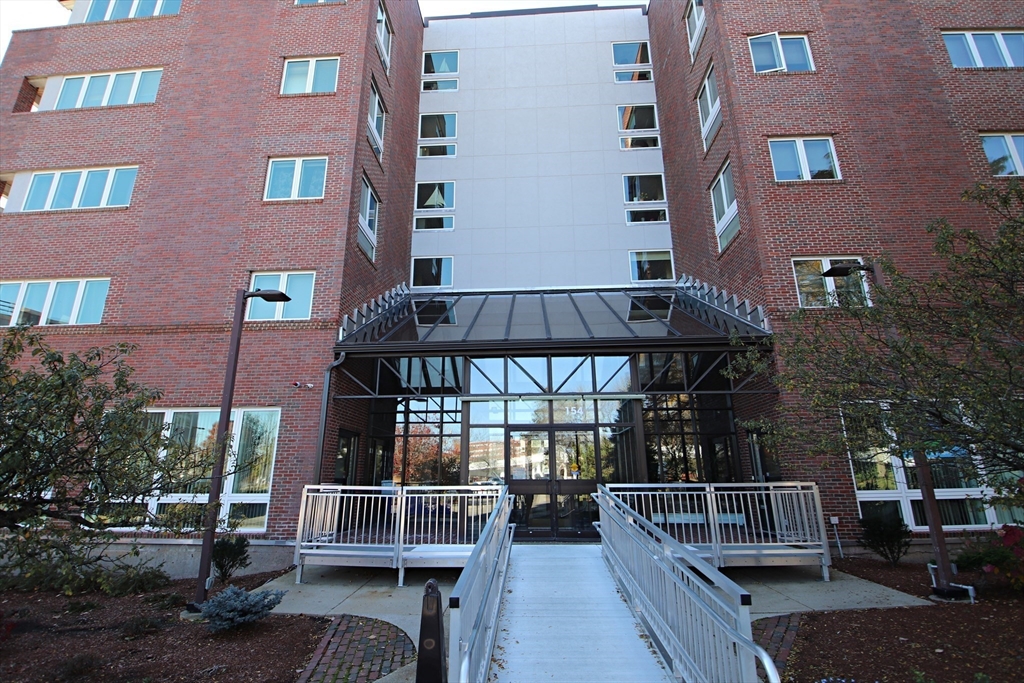 Lynn, Massachusetts 01902, United States, 2 Bedrooms Bedrooms, ,2 BathroomsBathrooms,Residential,Active,234629 Lynn, Massachusetts 01902, United States, 2 Bedrooms Bedrooms, ,2 BathroomsBathrooms,Residential,Active,234629