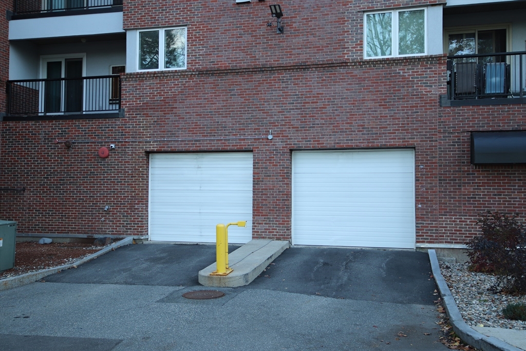 Lynn, Massachusetts 01902, United States, 2 Bedrooms Bedrooms, ,2 BathroomsBathrooms,Residential,Active,234629