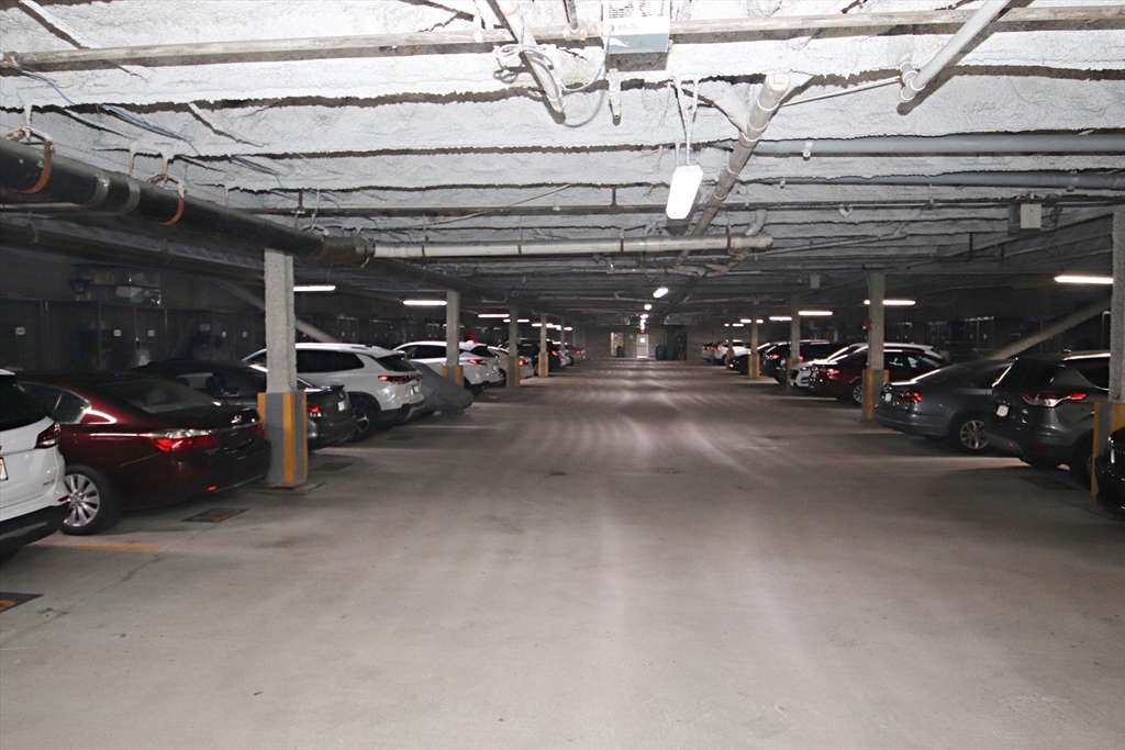 Lynn, Massachusetts 01902, United States, 2 Bedrooms Bedrooms, ,2 BathroomsBathrooms,Residential,Active,234629