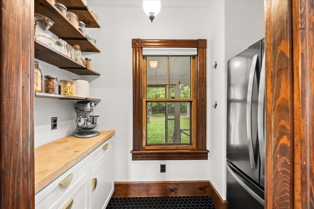 544 Main Street, Acushnet, MA, 544 Main Street, Acushnet, MA Photo #8