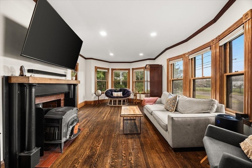 544 Main Street, Acushnet, MA, 544 Main Street, Acushnet, MA Photo #11