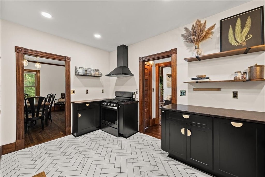 544 Main Street, Acushnet, MA, 544 Main Street, Acushnet, MA Photo #9