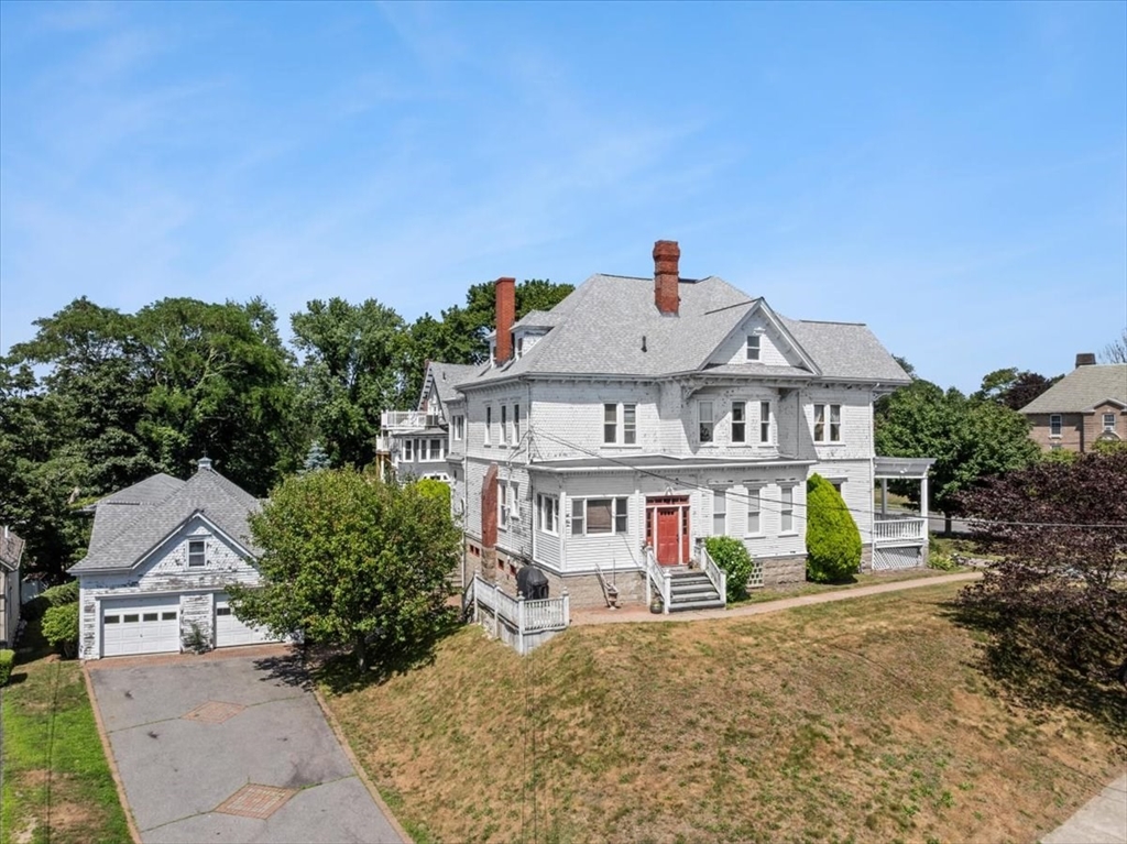 878 Highland Ave