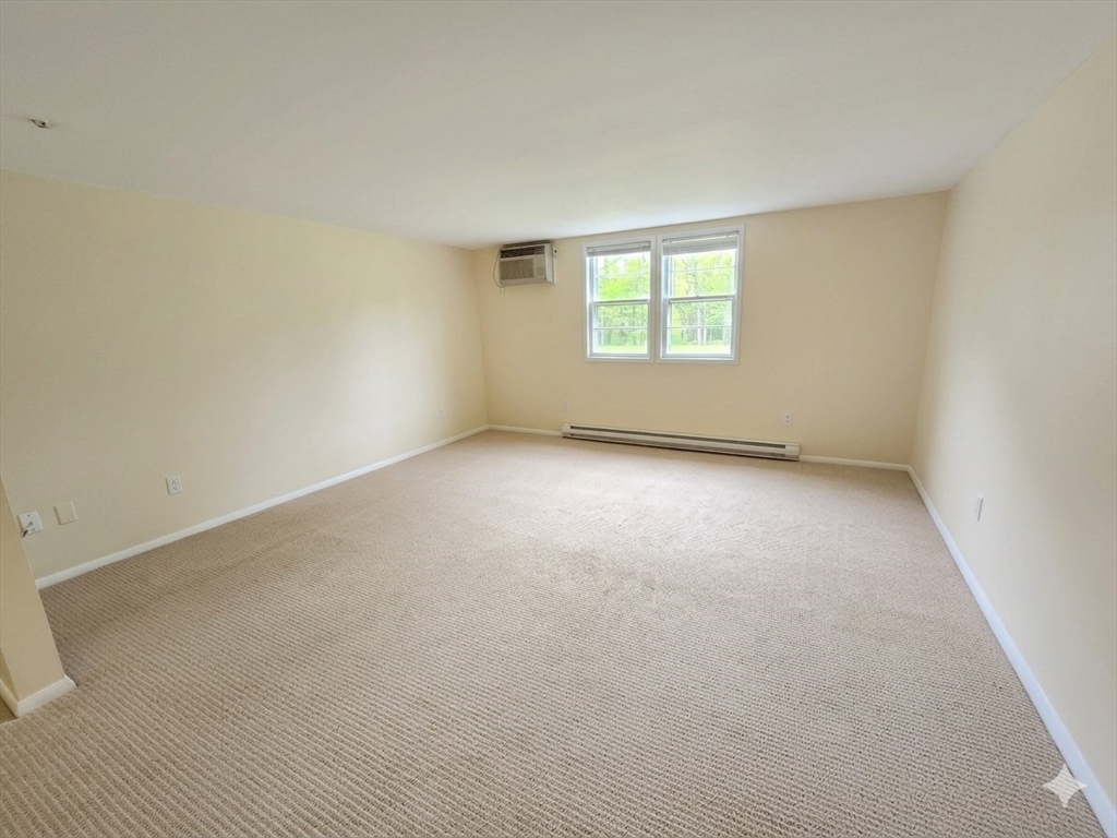 870 Haverhill St 13C