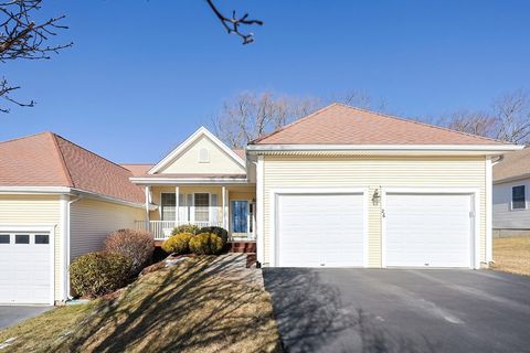26 Summerfield Dr 26 Uxbridge MA 01569