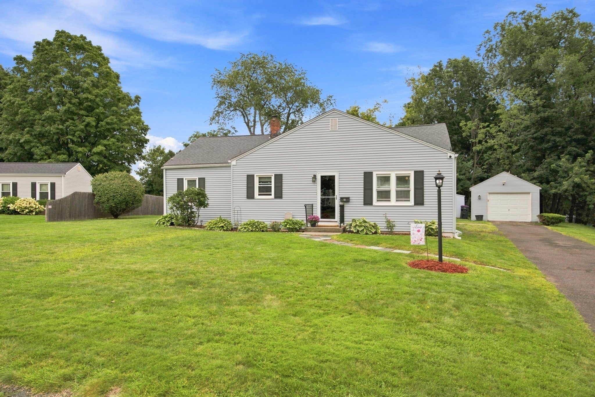 Photo of 12 Park Ave, Holyoke, MA