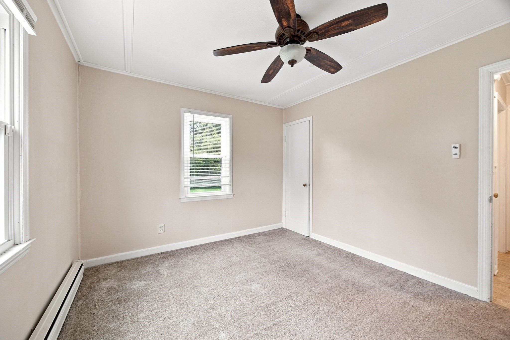 12 Park Ave, Holyoke, MA, 12 Park Ave, Holyoke, MA Photo #10
