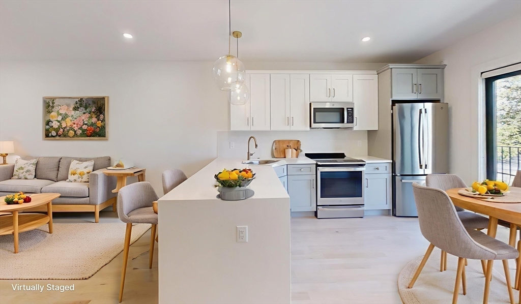 52 Withington St 7
