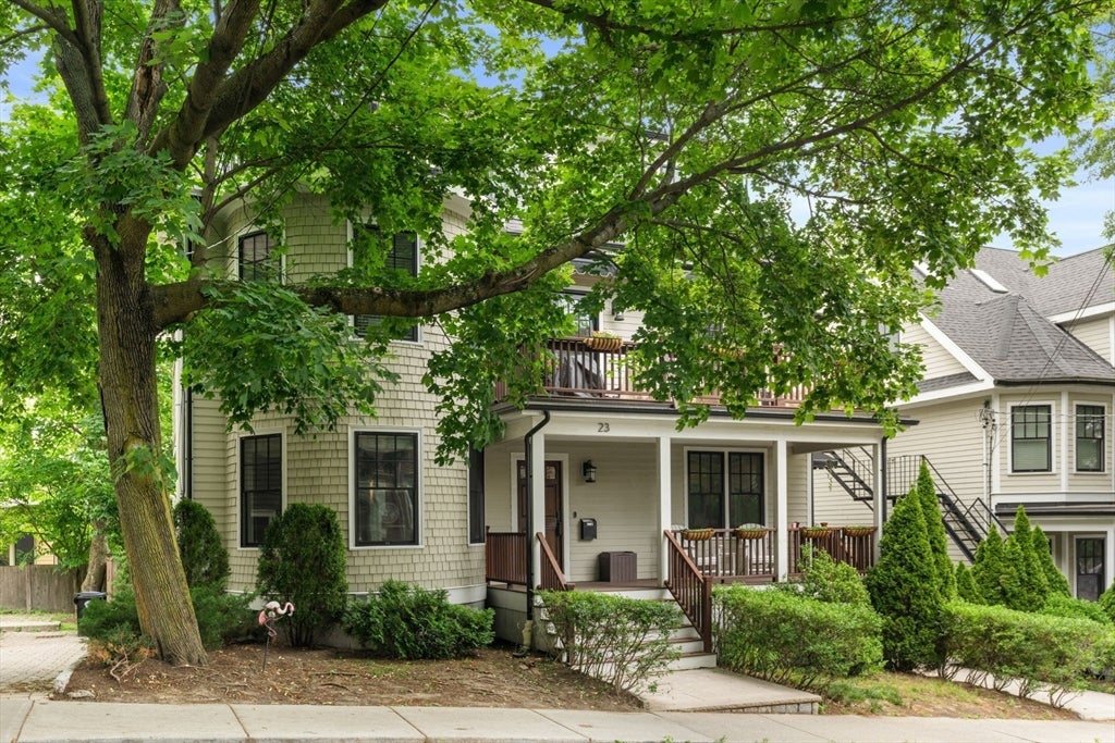 23 Summit Ave 23