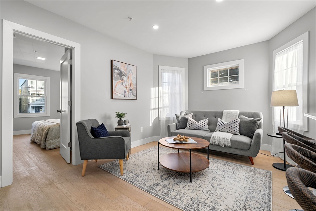 679-683 Columbia Rd 4