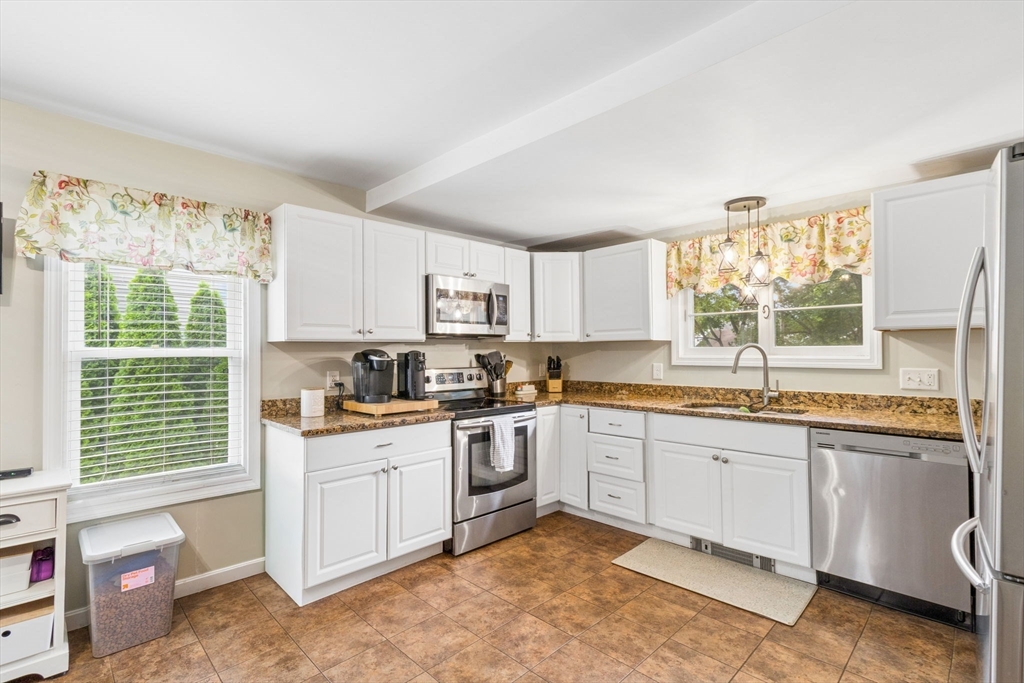 17 Palmieri Drive, Hudson, MA, 17 Palmieri Drive, Hudson, MA Photo #11