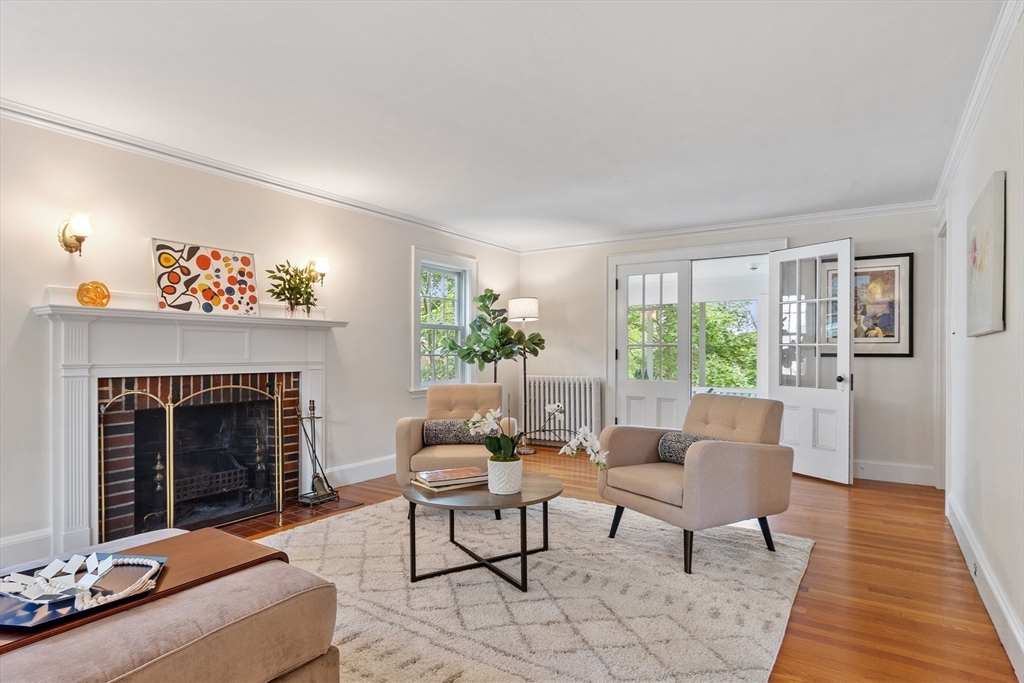 7 Richard Rd