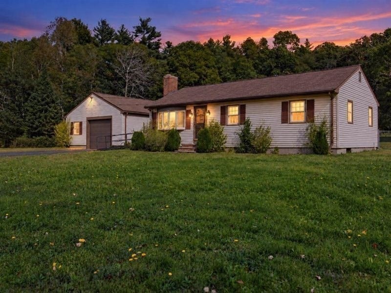 20 Anthony Street, Berkley, MA, 20 Anthony Street, Berkley, MA Photo #28
