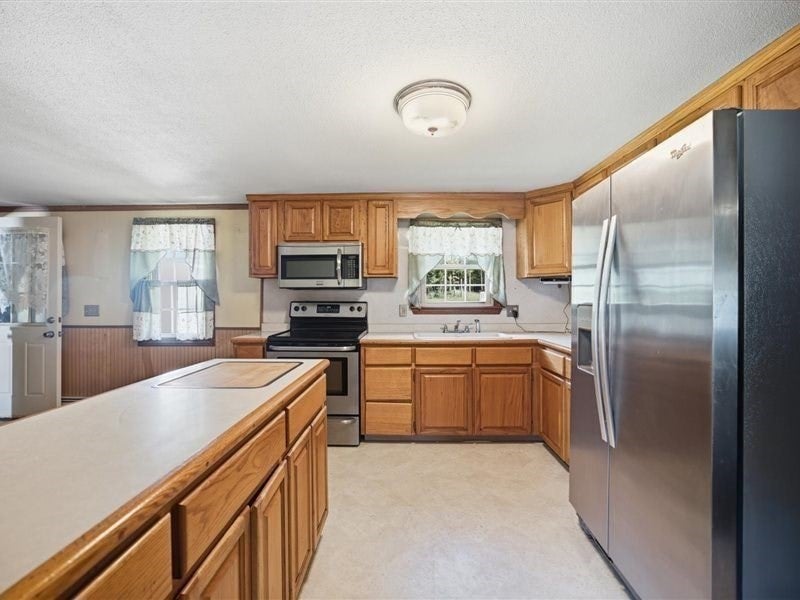20 Anthony Street, Berkley, MA, 20 Anthony Street, Berkley, MA Photo #5